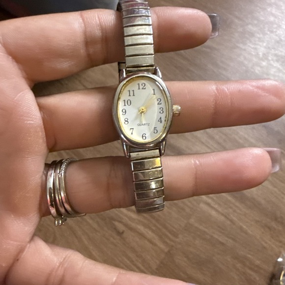 The Unbranded Brand Accessories - Vintage Women's Quartz Watch